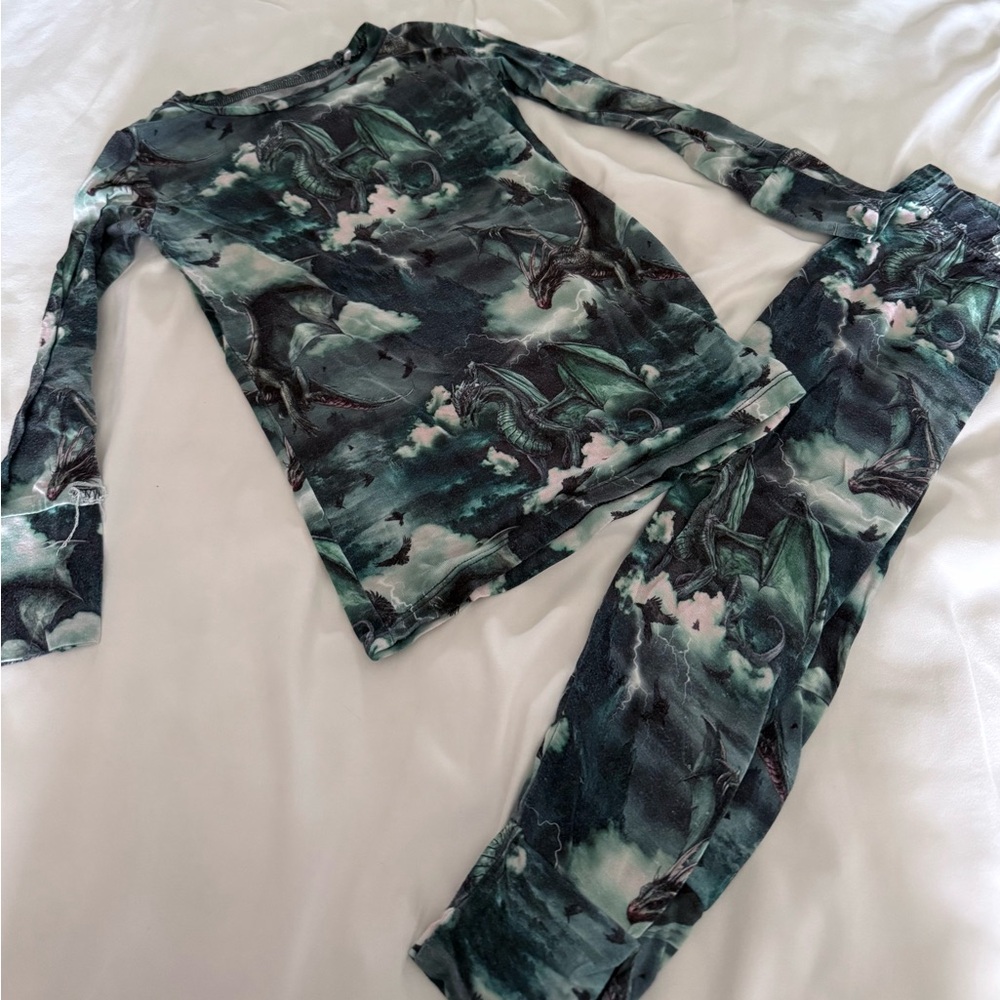 Bums & Roses “Dem Dragons” Print Pajama Set 2T